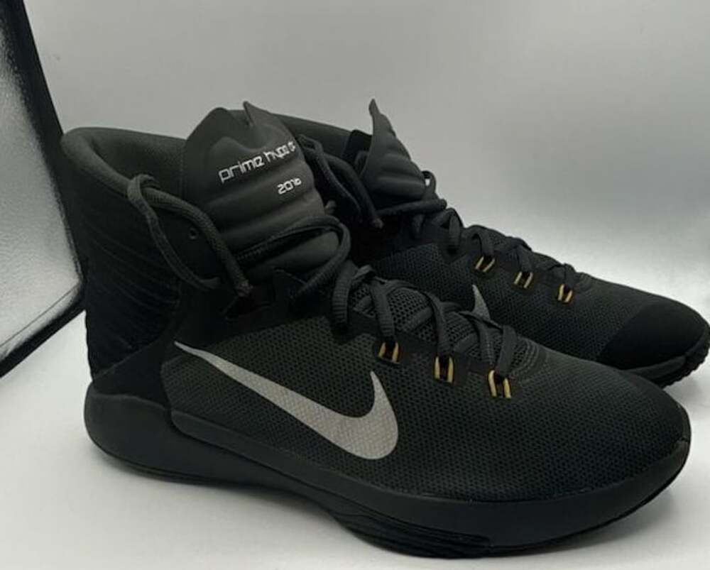 Nike Prime Hype DF 2016 Size 10 Black Basketball